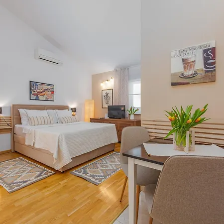 Little Paradise Apartment *