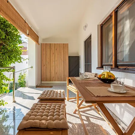 Little Paradise Apartment *